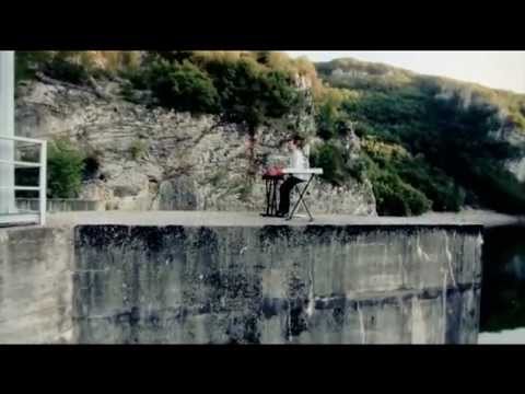 Dado Glisic - Neponovljiva OFFICIAL VIDEO 2013