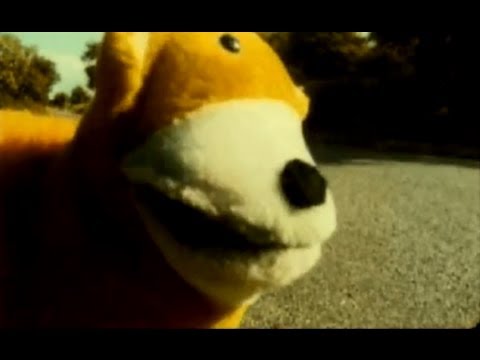 Mr Oizo - M Seq (Official Video by Quentin Dupieux - 1998  - F Communications )