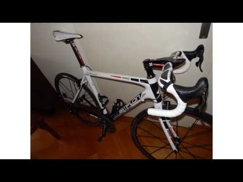 Simplon Pavo afgemonteerd met Campagnolo Record 11V