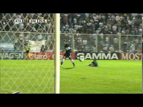 Gol de Gimnasa: la definición de Nicolás Mazzola ante Atlético Tucumán