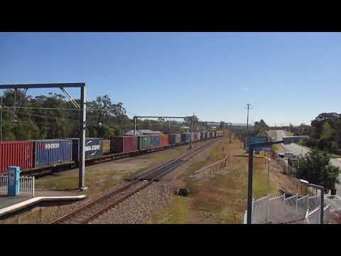 LVR 8S02 AND AURIZON 1451 WYEE 2-9-17