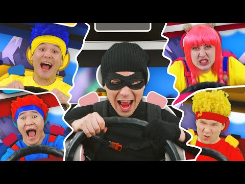 Crazy Car Racing | D Billions Kids Songs