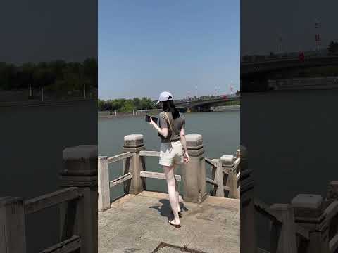 说什么？大点声！听不见！
