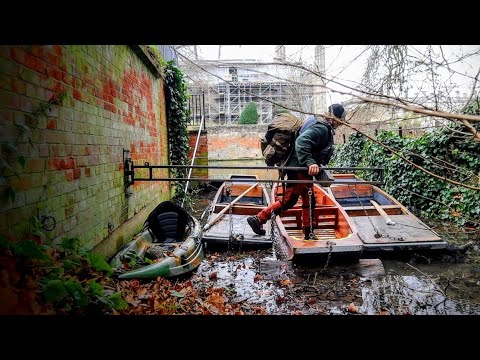 SOLO Stealth Camping Cambridge City By Kayak - Woodland Bushcraft Wild Camping!