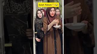 Download lagu Salah paham padahal lagi ngocok botol😅😂 #funny #comedy #lucu #humor #fyp mp3