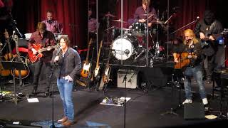 Joe Nichols covers &quot;I&#39;m No Stranger To The Rain&quot; (Keith Whitley 30th Anniversary Memorial Concert)
