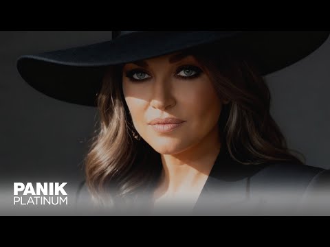 Καίτη Γαρμπή - Femme Fatale - Official Music Video