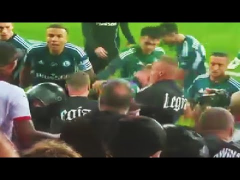 Kibice Cracovii starli się z piłkarzami Legii Warszawa po meczu | 31.08.2025