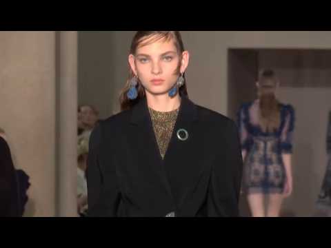 Christopher Kane Woman London SS 2017