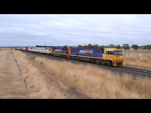 2AM5 Pacific National Intermodal Container Freight Train (7/2/2023) - PoathTV Australian Railways