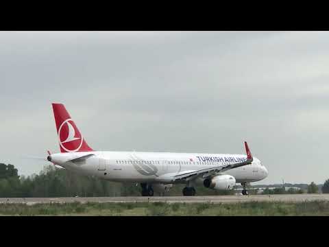 Turkish Airlines  Airbus A321 TC-JTO take off from Bologna airport #aviation #aviationlovers #a321