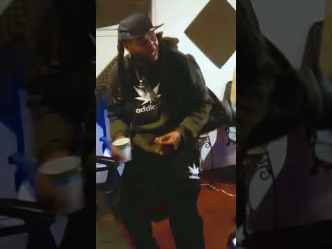 𝗞𝗶𝗻𝗴 𝗥𝗮𝗻𝗲 "𝖧𝗂 𝖦𝗋𝖺𝖽𝖾 𝖨𝗇 𝖬𝗒 𝖬𝗂𝗇𝖽" (Tems - 𝙁𝙧𝙚𝙚 𝙈𝙞𝙣𝙙 𝙍𝙚𝙢𝙞𝙭) #420