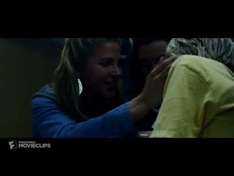 Snakes on a Plane 2006   Sucking the Venom Scene 4 / 10   Movieclips