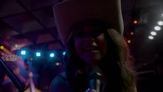 Sierra Ferrell - Don't Let Me Down (Live)