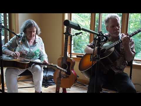 Michael Jerome Browne & Mary Flower: Deep River Blues