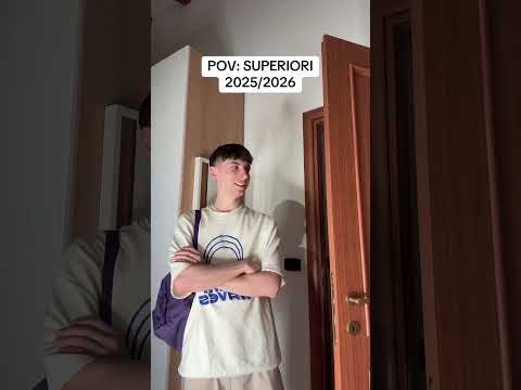 Ogni anno è d’obbligo😂 #superiori #viral #viralshorts