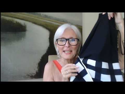 YouTube video about: Does chiara boni run small?