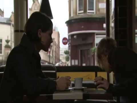 Lip service 1x04 - Frankie & Cat scenes