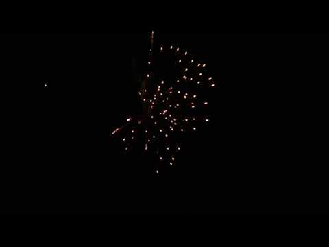 Compact NAÏA 25 Shots – Feu d’Artifice Multicolore Puissant 30mm F3