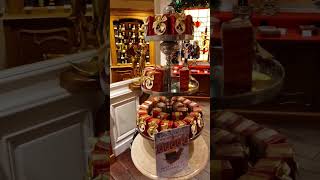 Corné Port-Royal Chocolatier in Brussels 🎄🎅 #shorts #christmas #christmasdecor #europe