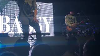 Main Chick - Marc E Bassy