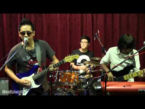 Ginda & The White Flowers - Happiness Is Priceless @ Mostly Jazz 06/04/13 [HD]