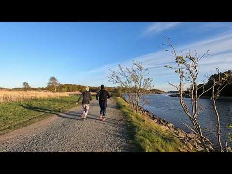Gothenburg Walk around Sjöbacka to Önnered on a day with clear blue skies