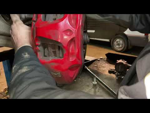 Audi S4 front brake pad replacement how to 2017 model B9