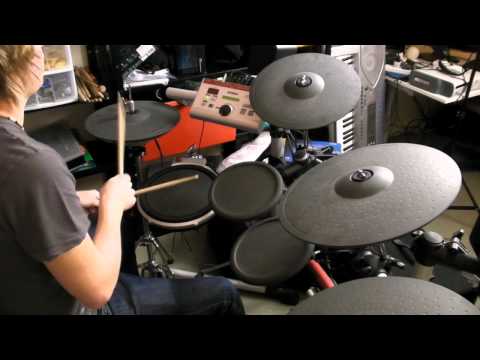 Electronic Drum Kit :: Yamaha DTXpress IV 4 Review