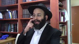 התוועדות י' שבט תשפ''ד, בית חב''ד גילה (הרב אלחנן משה נחמנסון) - התמונה מוצגת ישירות מתוך אתר האינטרנט יוטיוב. זכויות היוצרים בתמונה שייכות ליוצרה. קישור קרדיט למקור התוכן נמצא בתוך דף הסרטון