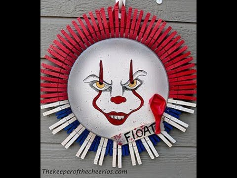 Pennywise Pizza Pan Clothespin Wreath