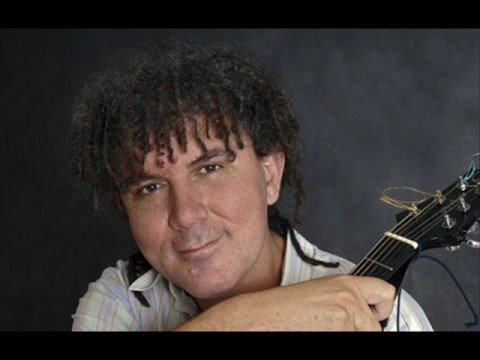 Đoni Gitara - Imala je bogatog muža