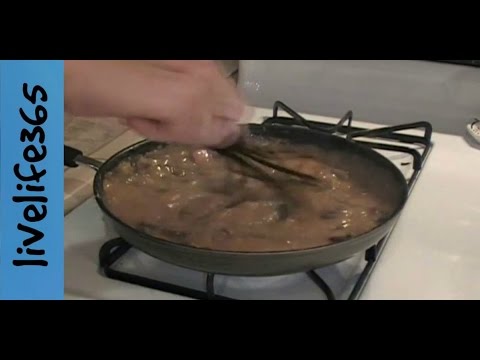 Veg Out With Mike: Mushroom Gravy (Vegan)