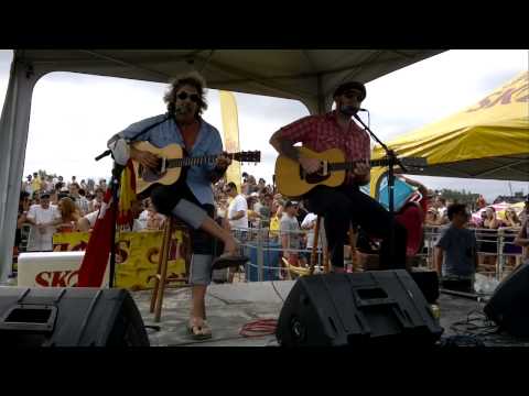 Donavon Frankenreiter - Free live in Atlântida.