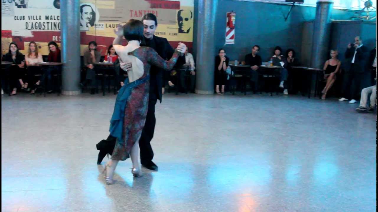 Manuela Rossi & Juan Malizia - Exhibicion en Tangocool Flor de Monserrat