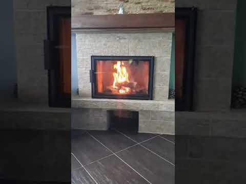 Видео о дверце камина 5