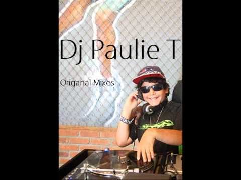 -DJ PaulieT- Nicki Minaj "Super Bass" vs Deadmau5 "Moar Ghosts 'n' Stuff"