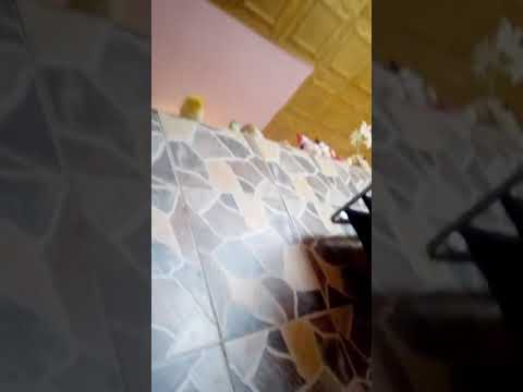 Un spinar. De. Fete. La. Un. Băiat