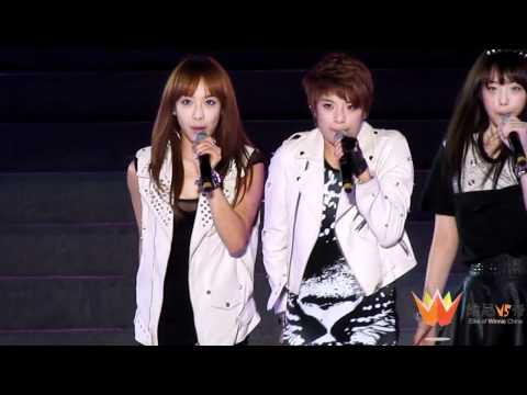 110925 [FANCAM] f(x) Victoria - Pinocchio @ CCTV Friendship Concert in Beijing by V5