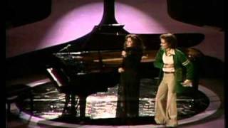 Vicky Leandros and Gilbert O&#39;Sullivan - Matrimony (Concert 1975 Hamburg)