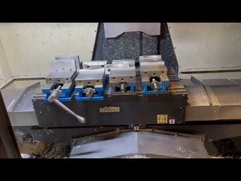 Used 2013 DOOSAN DNM 400 II Vertical Machining Centers California US | MachineStation #1463773