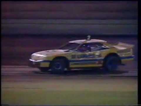 Super Sedan Feature Race - Claremont Speedway