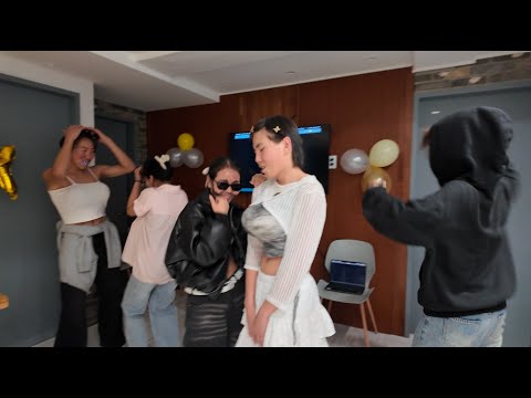 Korea-д ирэлт - Thunder bday 🥳🇰🇷