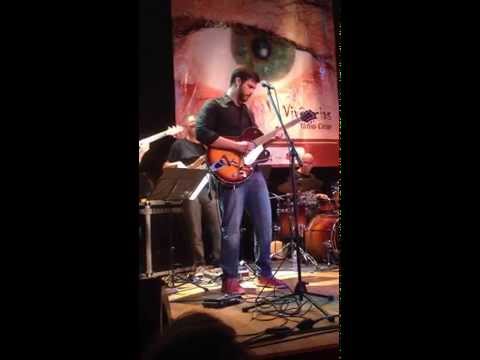 A Escuridão Do Cais - Tânio Cesar