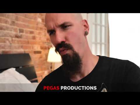 Pegas Productions - Velour Noir et son cosplay de Chat