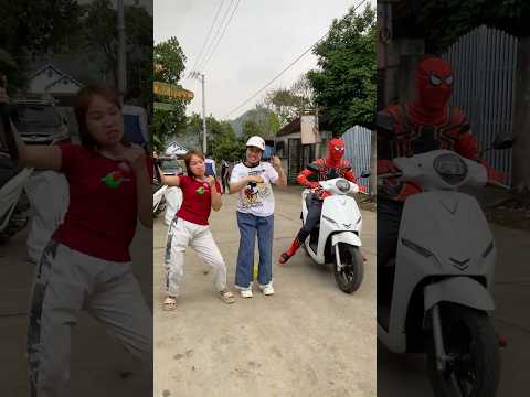 Sao Xi Nhan Bên Phải Mà Lại Mất Xe Luôn #shorts