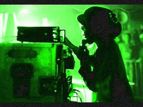 Jah shaka Live Dome 17 dec 09 recording pt2 JUDAH ESKENDER TAFARI choose one