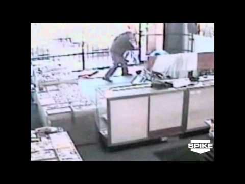 World's Wildest Police Videos: Jewelry Thieves Shot Blind