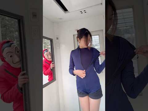 Money Heist vs Police 12 #moneyheist #parkour #police #escape #shorts #cpider98