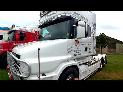 2004 Scania 124L 420 11.7 Litre Diesel Long Nose Truck